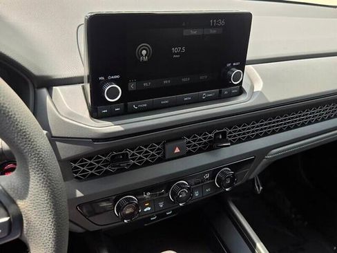 Used 2025 Honda Accord LX image 18