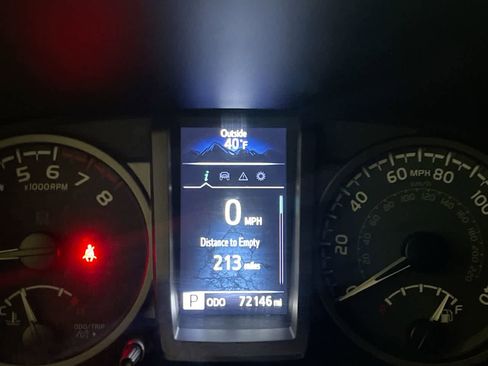 Certified 2021 Toyota Tacoma TRD Off-Road w/ Technology Package image 15