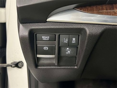 Used 2018 Acura MDX SH-AWD w/ Technology Package image 21
