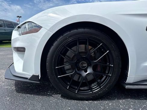 Used 2021 Ford Mustang GT Premium w/ GT Performance Package RWD image 5