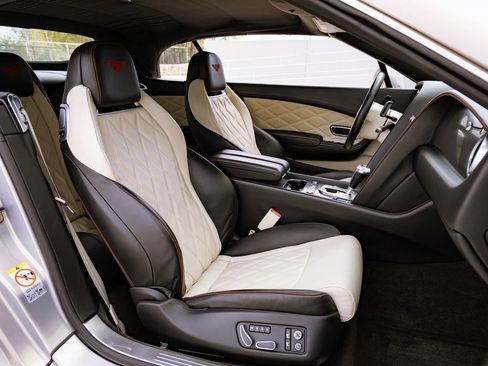 Used 2014 Bentley Continental GT Speed image 27