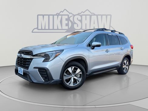 Used 2023 Subaru Ascent Premium w/ Convenience Package AWD/4WD image 1