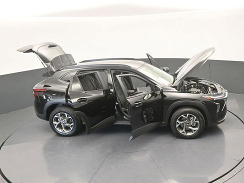 Used 2025 Chevrolet Trax LT w/ Driver Confidence Package image 64