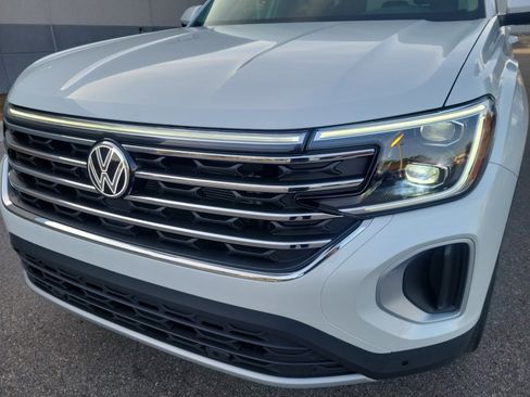 New 2026 Volkswagen Atlas SE FWD image 26