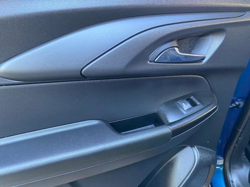 Used 2021 Chevrolet TrailBlazer LS image 34