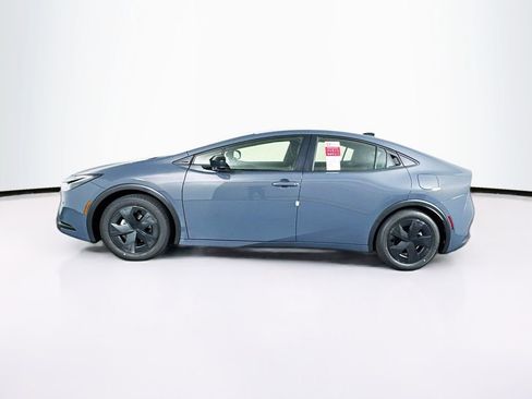 New 2026 Toyota Prius LE image 5