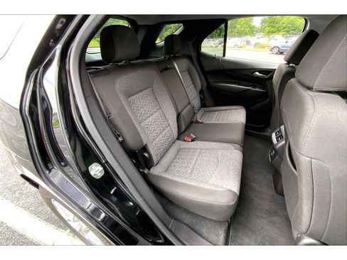 Used 2024 Chevrolet Equinox LT AWD/4WD image 24