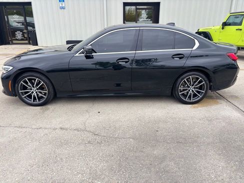 Used 2020 BMW 330i Sedan w/ Convenience Package image 2