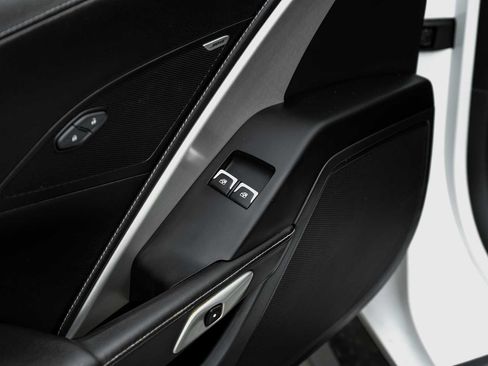 Used 2017 Chevrolet Corvette Z06 RWD image 38