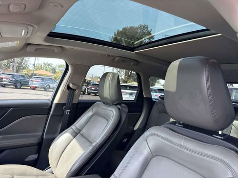 Used 2025 Lincoln Corsair Grand Touring w/ Equipment Group 301A image 25