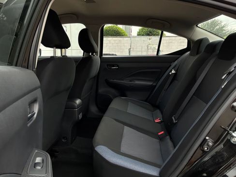 Used 2025 Nissan Versa SV FWD image 11