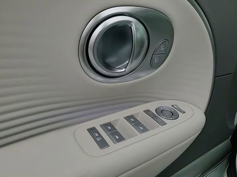 New 2026 Hyundai Ioniq 9 Limited image 13