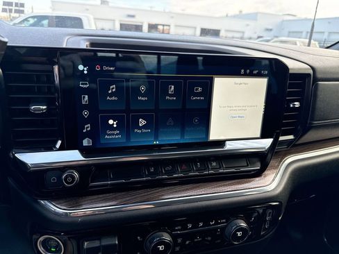 Used 2024 Chevrolet Silverado 2500 LT w/ Convenience Package image 15