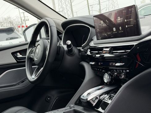 Certified 2025 Acura MDX SH-AWD image 17