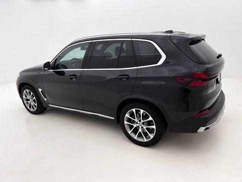 Certified 2026 BMW X5 xDrive40i w/ Climate Comfort Package AWD/4WD image 10