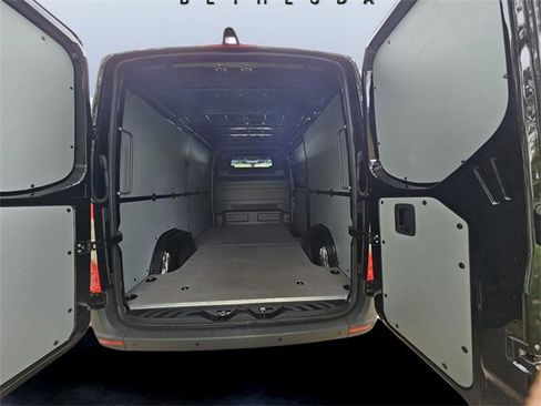 New 2025 Mercedes-Benz Sprinter 2500 image 10