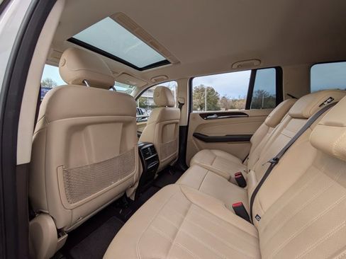 Used 2019 Mercedes-Benz GLS 450 4MATIC image 17