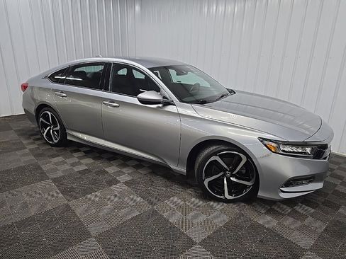 Used 2019 Honda Accord Sport image 1