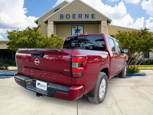 Used 2024 Nissan Frontier SV w/ SV Convenience Package RWD image 6
