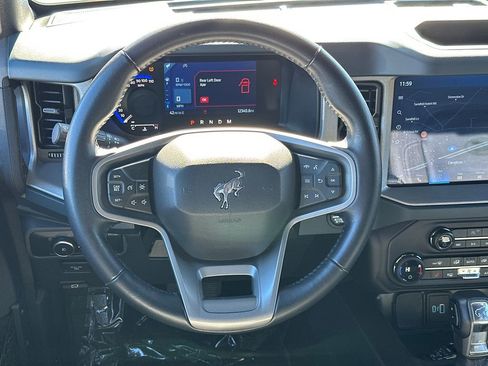 Used 2024 Ford Bronco Outer Banks AWD/4WD image 23
