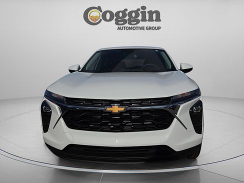 New 2026 Chevrolet Trax LS w/ LS Convenience Package image 9