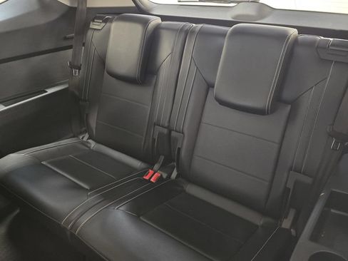 Used 2022 Volkswagen Atlas SEL AWD/4WD image 9