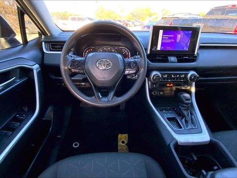 Used 2024 Toyota RAV4 XLE w/ Convenience Package FWD image 6