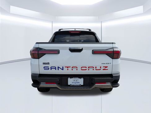 Certified 2024 Hyundai Santa Cruz Limited image 5