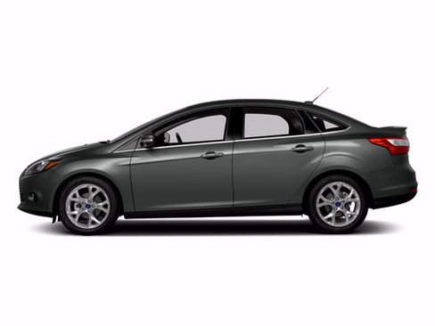 Used 2014 Ford Focus SE FWD image 3