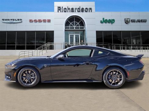 Used 2024 Ford Mustang Dark Horse image 3