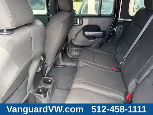 Used 2022 Jeep Wrangler Unlimited Sport AWD/4WD image 28