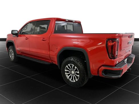 Used 2022 GMC Sierra 1500 AT4 w/ AT4 Preferred Package image 3