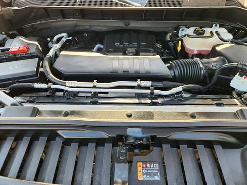 Used 2024 Chevrolet Silverado 1500 Custom w/ Turbomax Blackout Package RWD image 31