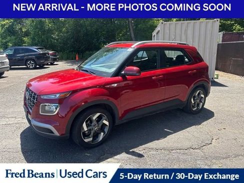 Certified 2023 Hyundai Venue SEL w/ Cargo Package FWD image 6
