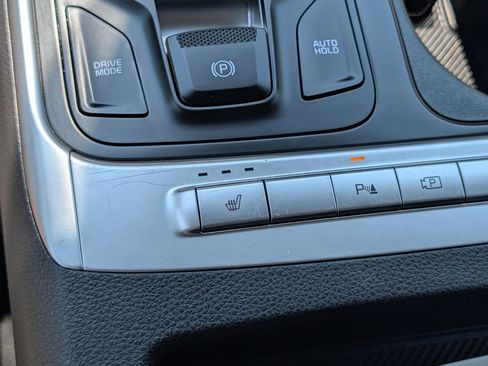 Certified 2026 Kia Carnival FWD image 28