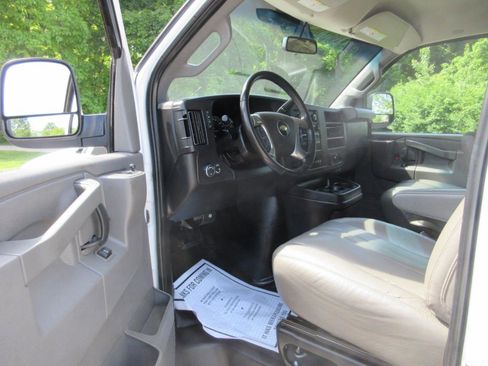 Used 2019 Chevrolet Express 2500 w/ Driver Convenience Package RWD image 26