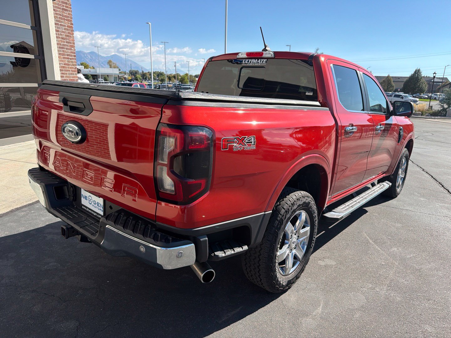 Used 2024 Ford Ranger Lariat w/ FX4 Off-Road Package AWD/4WD image 18