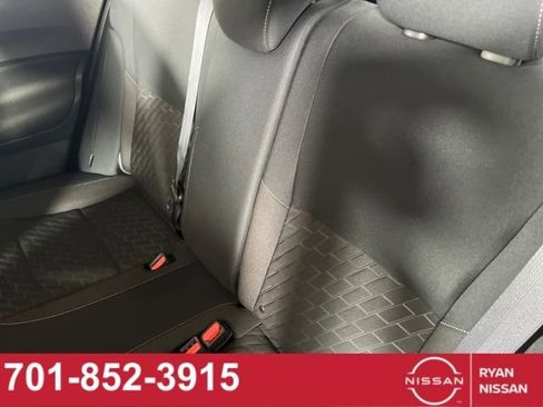 Certified 2023 Nissan Kicks SV image 26