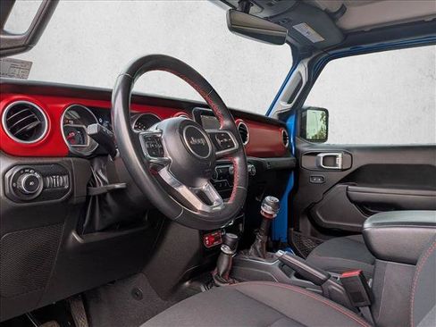 Used 2022 Jeep Wrangler Unlimited Rubicon w/ Steel Bumper Group AWD/4WD image 9