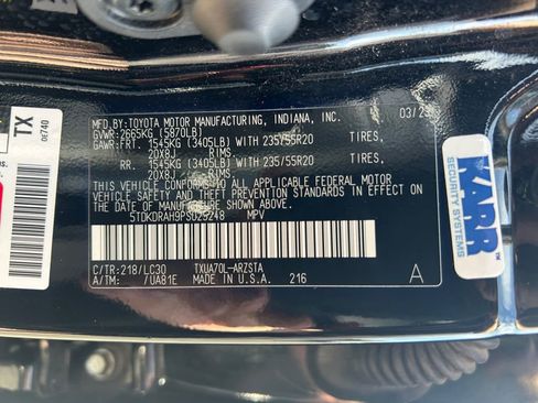 Used 2023 Toyota Highlander XSE FWD image 36