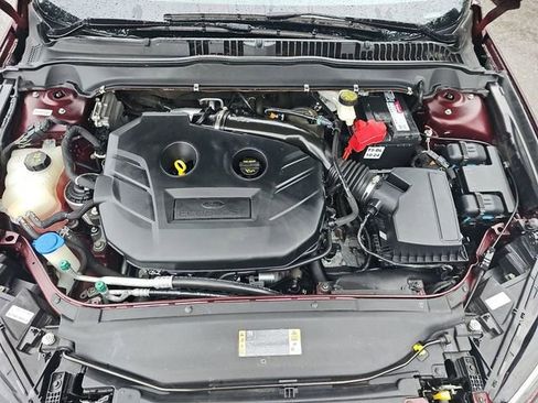 Used 2017 Ford Fusion SE image 24