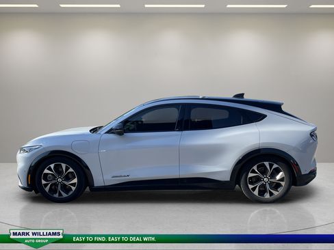 Used 2022 Ford Mustang Mach-E Premium AWD/4WD image 4