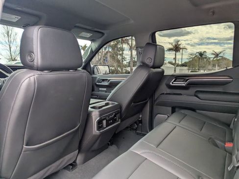 Used 2024 GMC Sierra 1500 Denali w/ Technology Package image 18