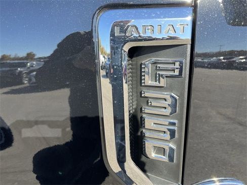 Used 2021 Ford F350 Lariat w/ Chrome Package image 31