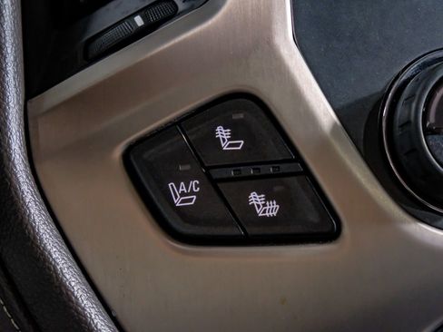 Used 2015 GMC Sierra 3500 Denali w/ Duramax Plus Package image 26