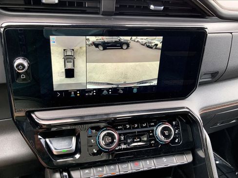 Used 2023 GMC Sierra 1500 AT4 w/ AT4 Premium Package image 27