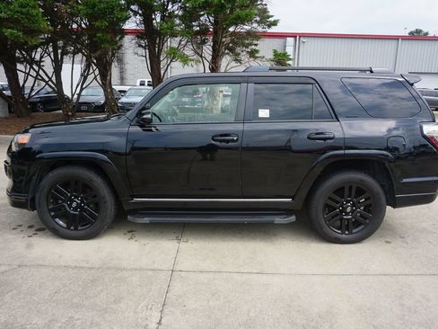 Used 2019 Toyota 4Runner Limited RWD image 17