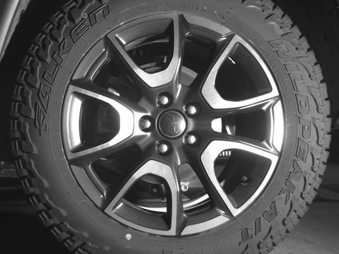 Used 2025 Jeep Compass Trailhawk image 14