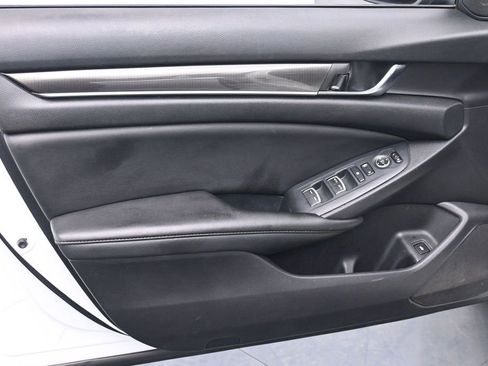 Used 2022 Honda Accord Sport image 13