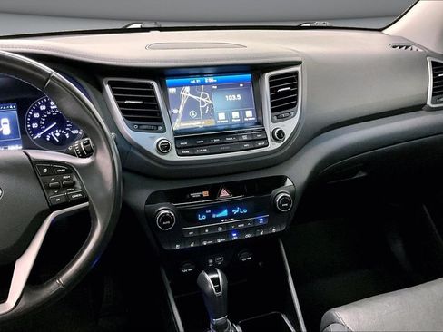 Used 2017 Hyundai Tucson Limited w/ Limited Ultimate Package 03 AWD/4WD image 9